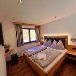 Gut Stein Panoramalodge Appartement