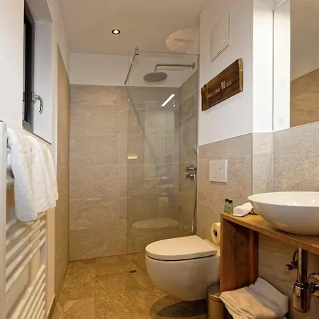 Gut Stein Panoramalodge Mühlbach am Hochkönig